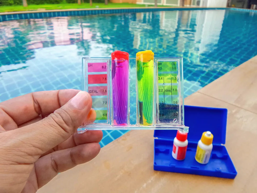 Pool Maintenance in Doonan